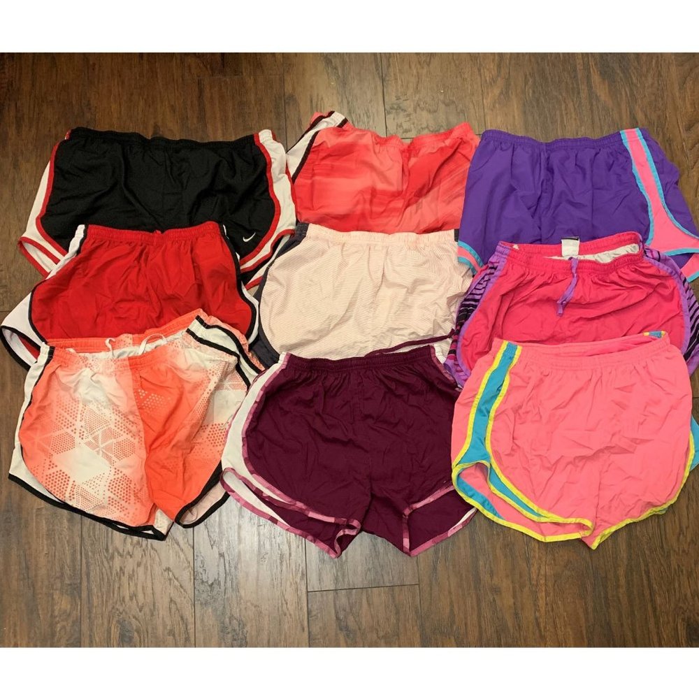 Nine Nike Athletic Shorts sz M